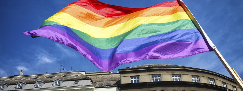 Трансгендер, над яким познущалися на Житомирщині, просить пів мільйона компенсації