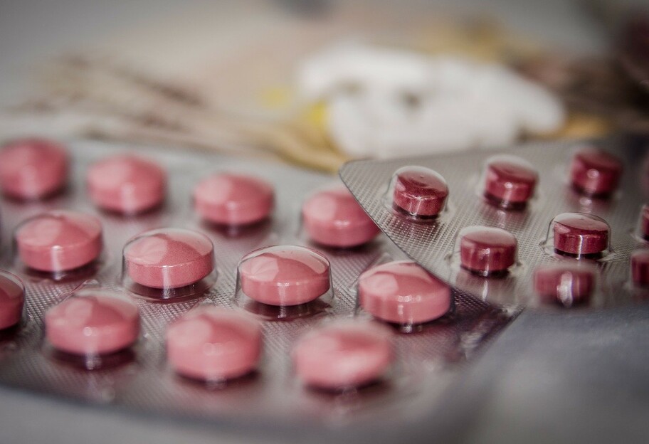Почему в Украине лекарства дороже, чем за рубежом - эксперты назвали причину - фото 1