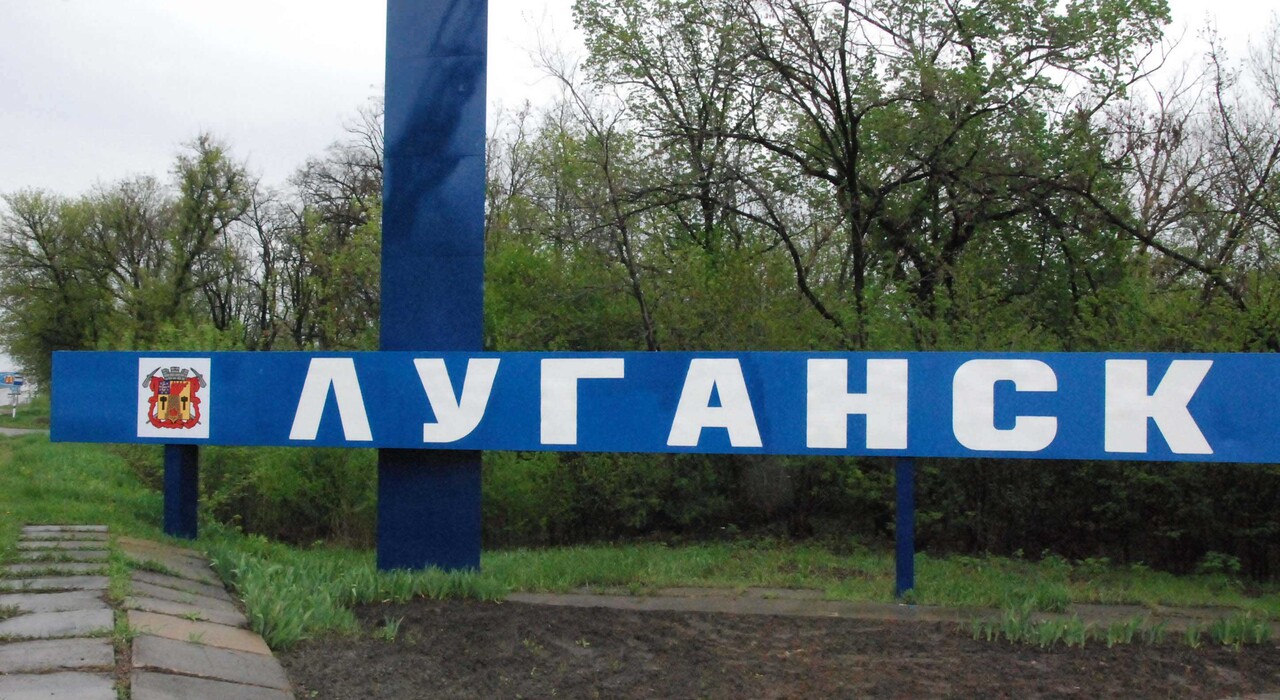 Луганск сегодня: жизнь в оккупации и мифы