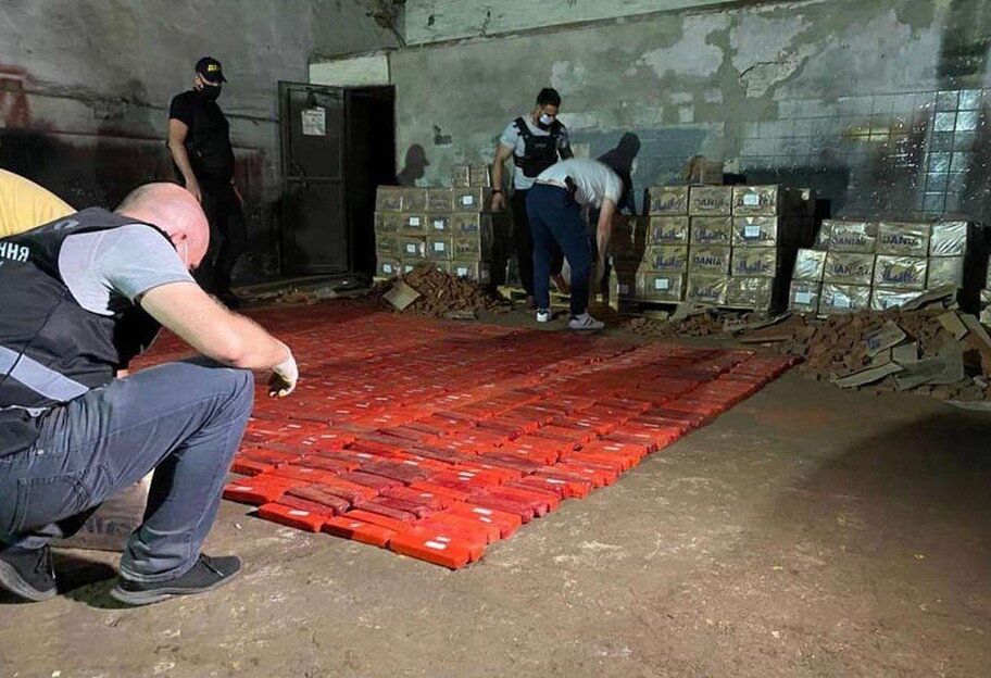 Героин на миллиард гривен изъяли в Киеве - брикеты весом 368 кг, фото - фото 1