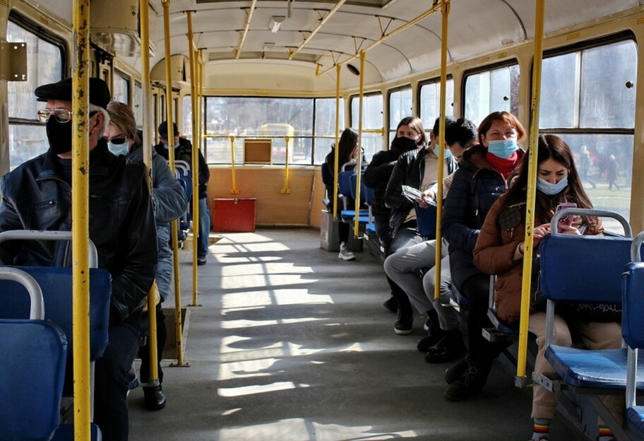 Транспорт в Киеве для вакцинированных не закроют - КГГА про карантин - фото 1