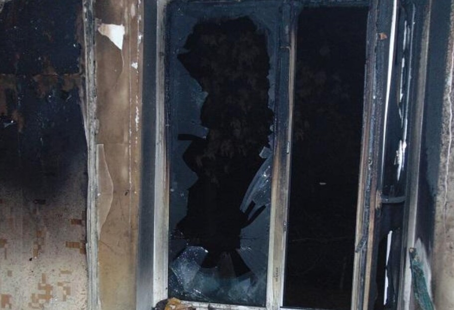 Поджег квартиру за долг - в Киеве мужчина бросил коктейль Молотова в квартиру - фото 1