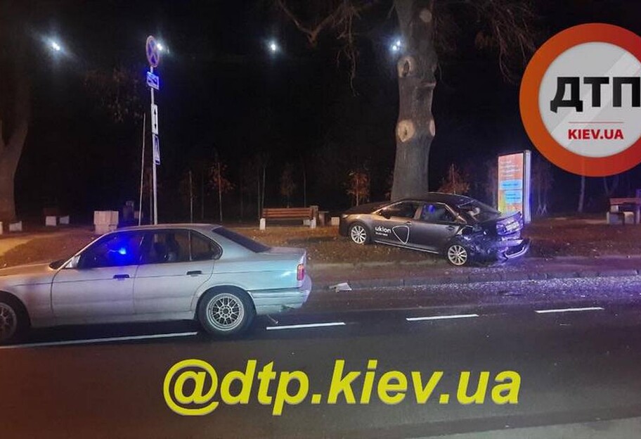 ДТП в Киеве – пьяный водитель БМВ пытался сбежать с места аварии – фото - фото 1