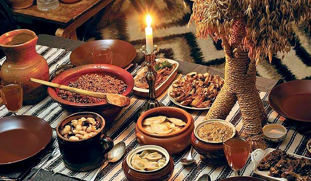 Кутья и сакральные вареники: 12 обязательных священных блюд на столе в сочельник, пришедших из древности