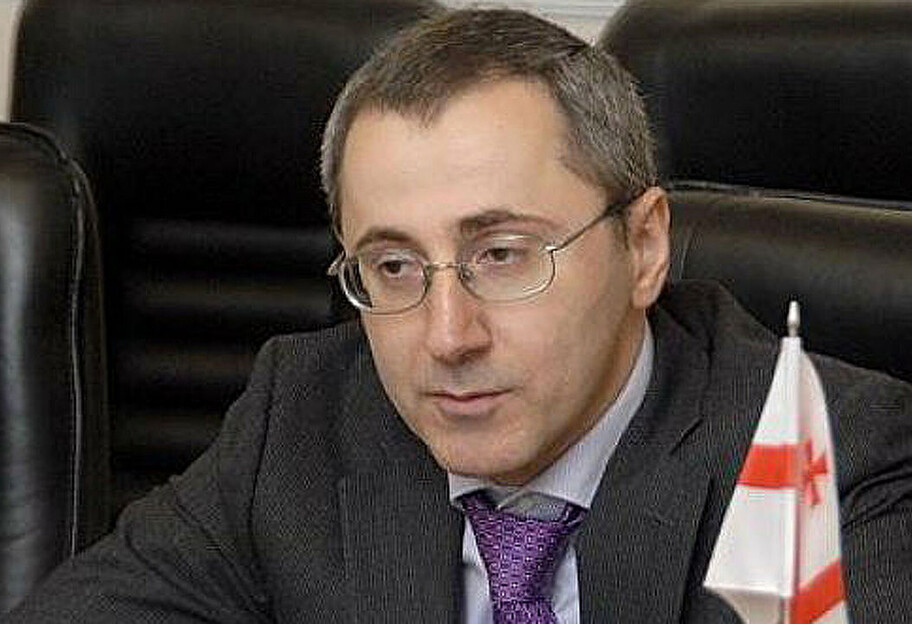 Избили помощника генпрокурора Зураба Адеишвили – появилось видео нападения - фото 1