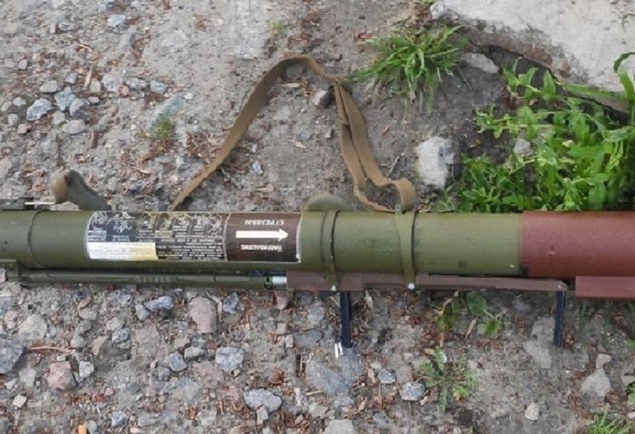 Взрыв в Полтаве 26 апреля – на улице нашли гранатомет – фото - фото 1