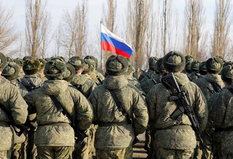 Война в Украине - Россия уже потеряла треть из своих наземных боевых сил - фото 1