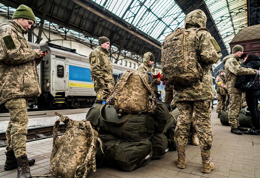 Мобилизация в Украине - кто с белым билетом может выехать за границу - фото 1