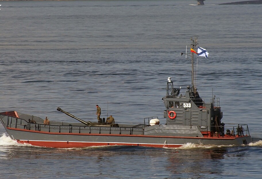 Взрыв катера в Мариуполе подтвердили - погибли три российских моряка - фото 1