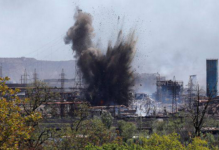 Взрыв в Мариуполе 9 июля - на Азовстали пожар  - фото 1