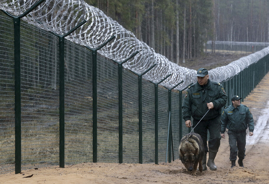 Литва отгородилась от Беларуси забором - его длина 550 км  - фото 1