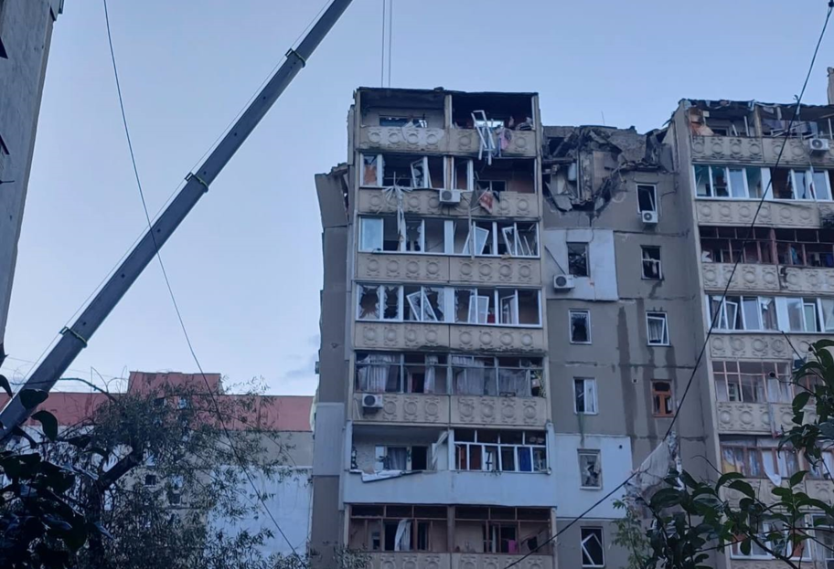 Обстрелы оккупантов - в ночь на 30 сентября многоэтажку в Николаеве, фото - фото 1