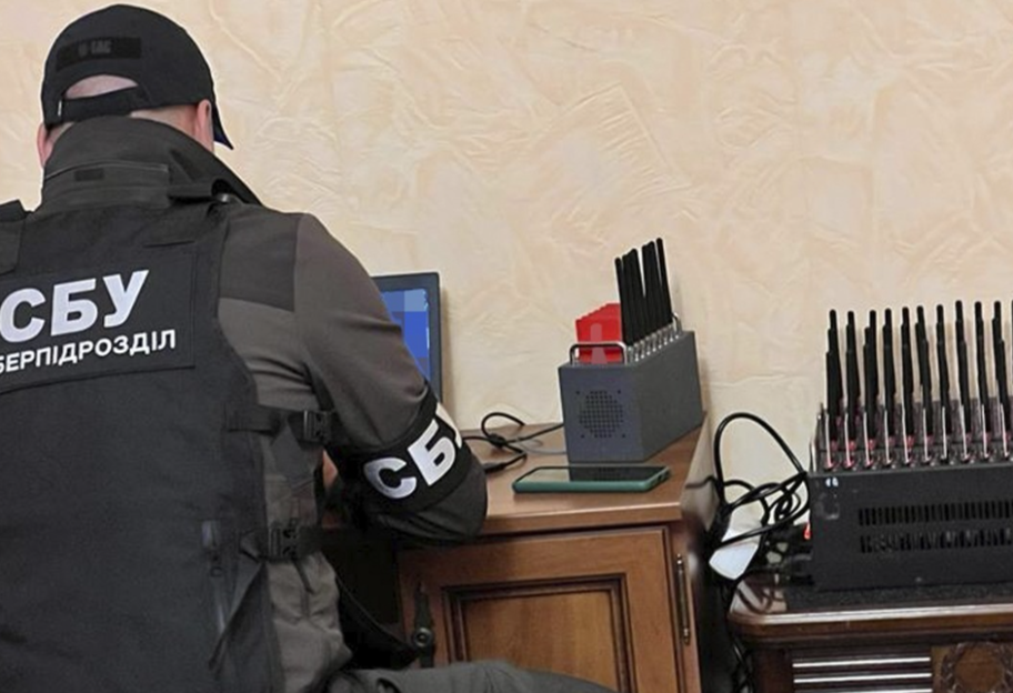 СБУ объявила подозрение Виталию Савельеву - министра транспорта рф уличили в переброске вражеской техники в Крым - фото 1