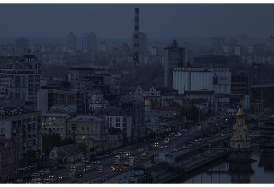 Отключение света в Украине – количество ДТП с участием пешеходов увеличилось на четверть, видео - фото 1