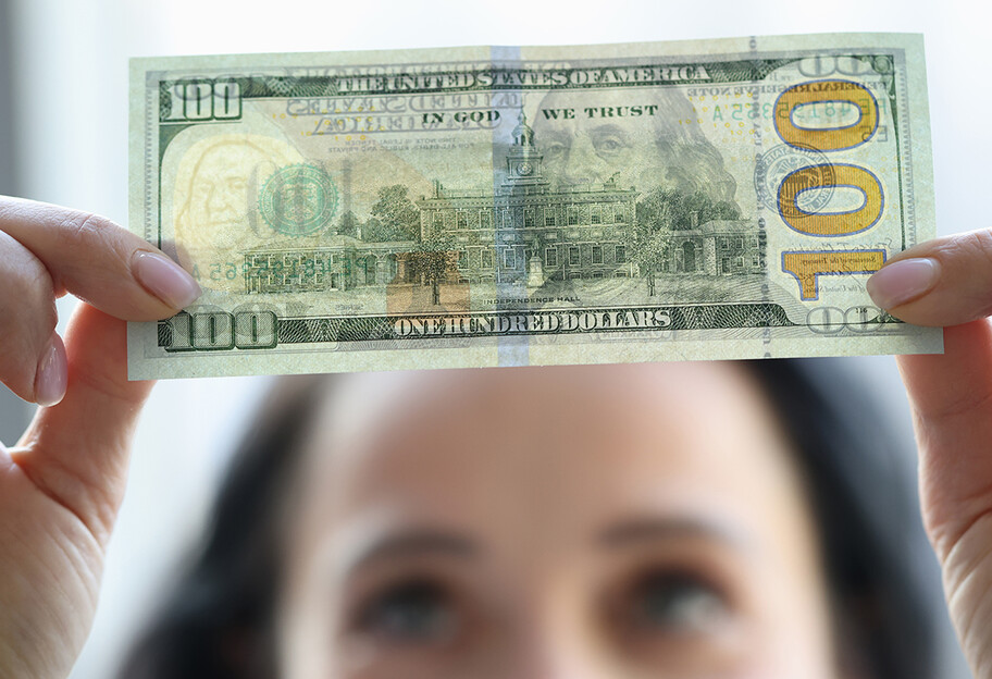 Курс доллара в Украине - эксперты рассказали, каким он будет в начале ноября  - фото 1