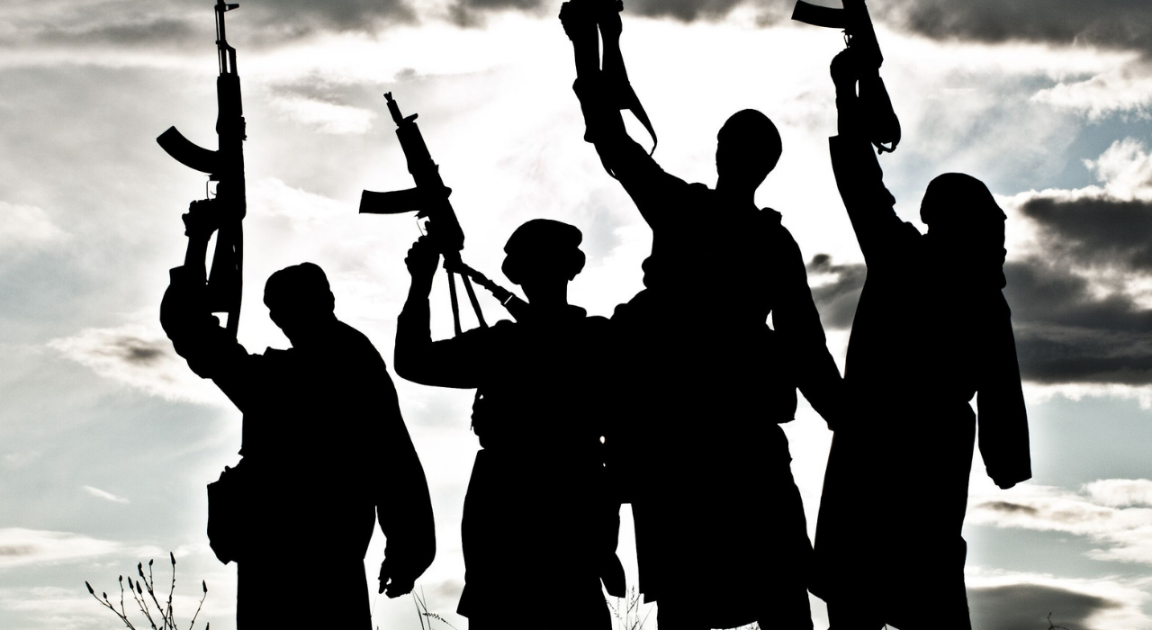 Почему молодые европейцы устраивают теракты и едут воевать за ИГИЛ