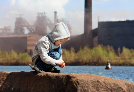 Невидимая угроза: грязный воздух сокращает жизнь детей