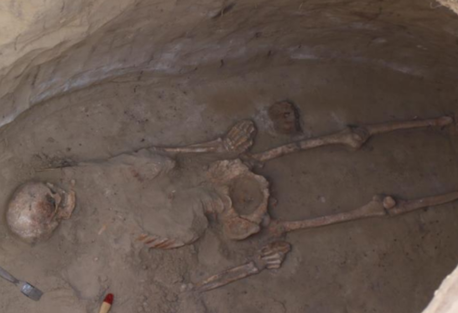Древние воины - археологи обнаружили ряд уникальных захоронений в Украине и Литве - фото 1