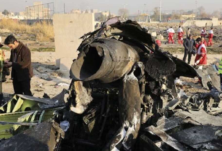 Авиакатастрофа в Тегеране - Иран назвал сумму компенсаций семьям погибших и получил упрек от Украины - фото 1